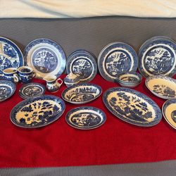 Vintage Blue & White Willow Pattern Dish Set