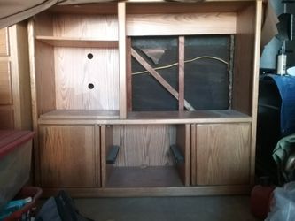 Entertainment center