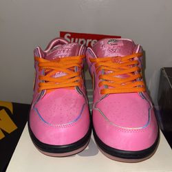 Dunk Low Power Puff
