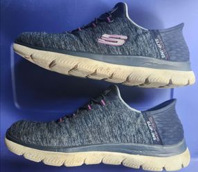 Skechers womans slip-in Summits dazzling haze, size 6.5