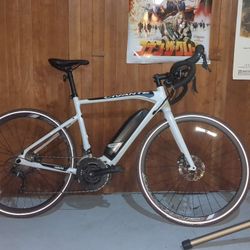 YAMAHA CIVANTE, Mid-Drive, Class 3, Electric Road Bike, SIZE LARGE