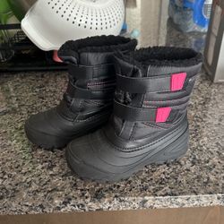 Kids Winter boots Size 1 