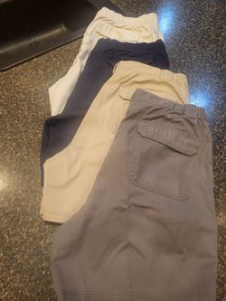 Mens 40 waist Croft & Barrow shorts, lot of 4 pair. Lot Y02