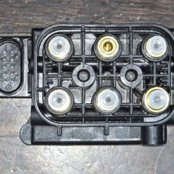New Air Suspension Valve 