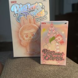 Big Into Energy Labubu & Phone Charm Pop Mart