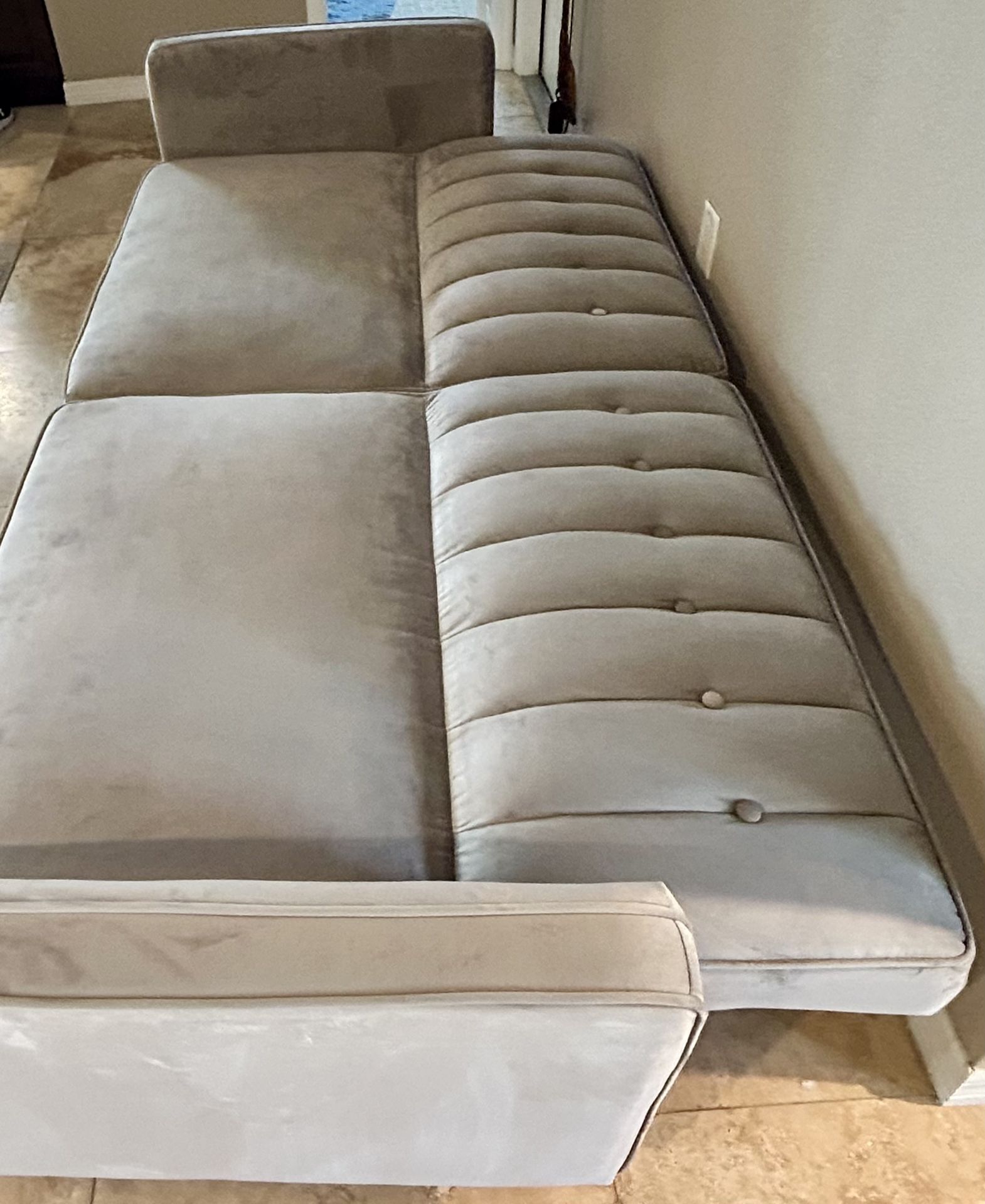 Large Twin Sized Sleeper Sofa for Sale in St. Petersburg, FL OfferUp