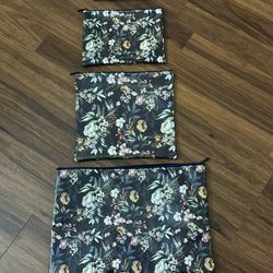 Set Of 4 Travel Bags