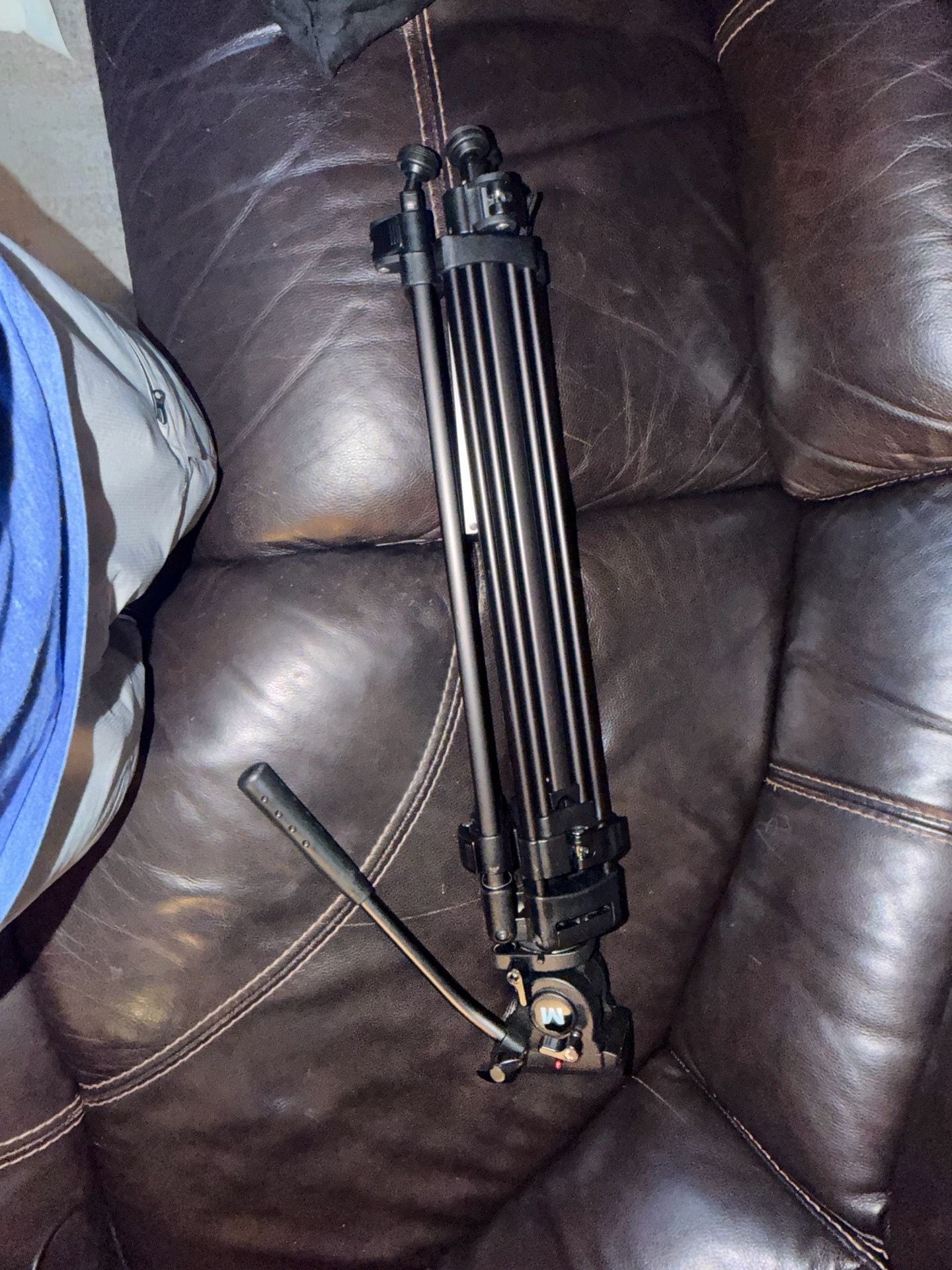 Magnus tripod