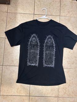Who decides war shirt