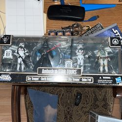 Ambush at Star Tours Figure Set