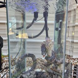 Fish tank with accessories Height 22in With 19in
