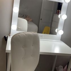 Vanity Mirror 