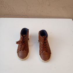 Zapatos De Niño Talla  #10   $5