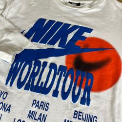 Nike Sportswear World Tour Shirt Mens L Crew White Long Glow In Dark Sleeve