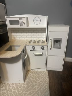 Kids kitchen set