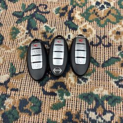OEM Nissan Kicks 2019 Key Fob - 4-Button Remote (Remote Start) 