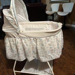 Baby crib And Baby Seat With Tray And Toys/ Folds Flat