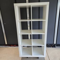IKEA KALLAX  2 X 4