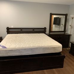 King Size Bedroom Full Set 5 Pieces 
