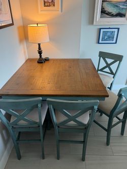 Spring Cottage Dining Set,