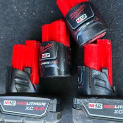 M12 (4 Battery) Use Little