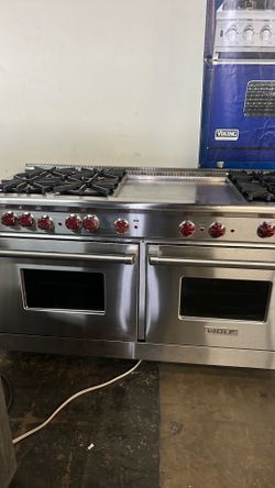WOLF 60”WIDE ALL GAS RANGE STOVE WITH 24”WIDE GRIDDLE