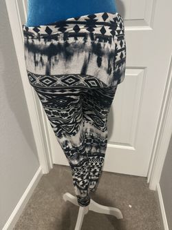 No Boundaries Black White Aztec Print Foldover Leggings Heavy Knit Size S 3-5