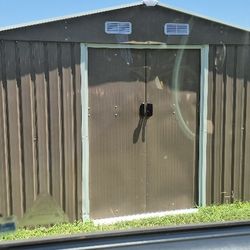 8Γ10 Shed