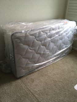 Sealy Eastgate Firm Innerspring Twin Mattress With Box Spring And White Frame For Sale In Livermore Ca Offerup