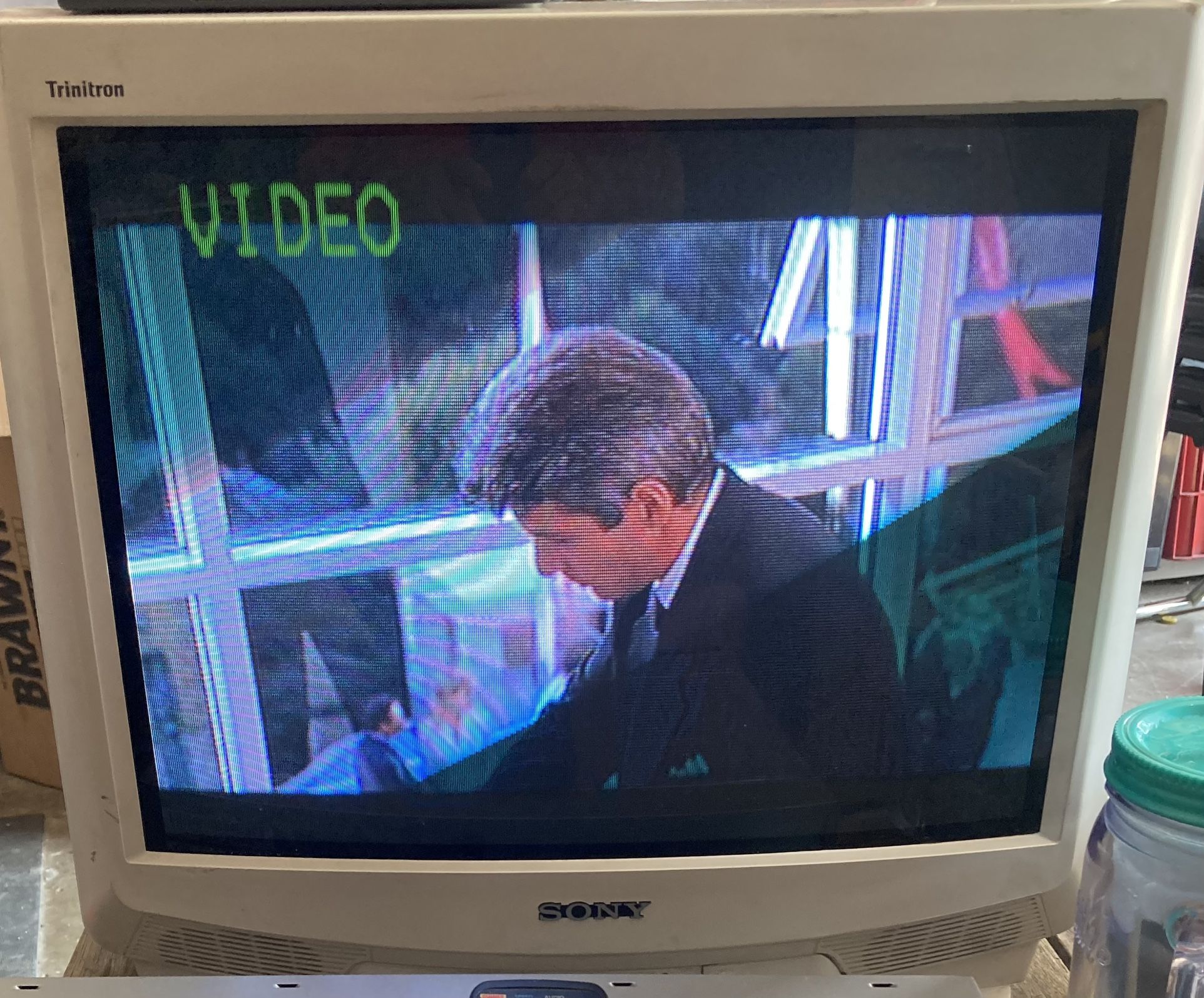 Sony Trinitron TV CRT KV20S21  20” Tested Working White