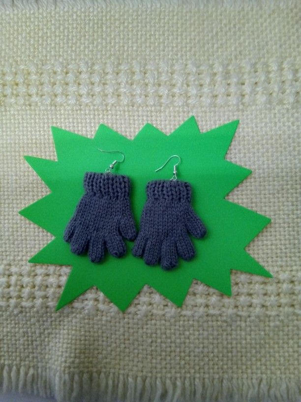 Crochet Gloves Earrings A1