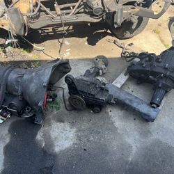 Chevy 4x4 Transmission W/transfer Case