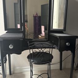 Black Antique Vanity With Stool 