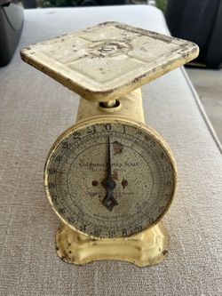 Vintage Columbia Family scale - working condition / Rustic