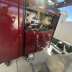 JUST THE TOOLBOX NO HUTCH OR LOCKER INCLUDED 