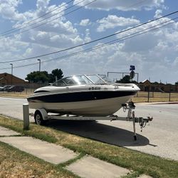 1999 maxum ski boat