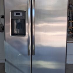 2019 LG Side By Side Fridge 