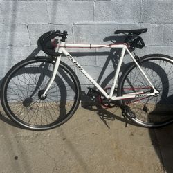 Fuji Classic Track Bike Fixed W/ Brakes 2014