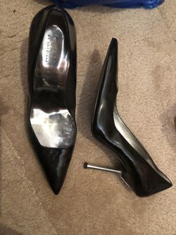 Guess high heels size 8