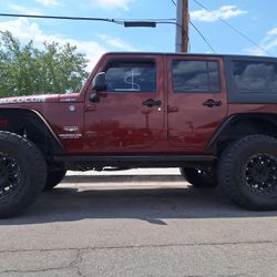 Jeep 2008 V6 3.8L Maroon 4door Rococo, Sahara Wrangler Unlimited, RubiconExpress, Trail Rated 4x4