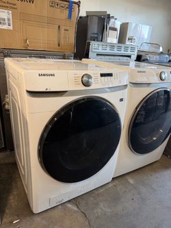 Samsung Set Of Washer and Dryer