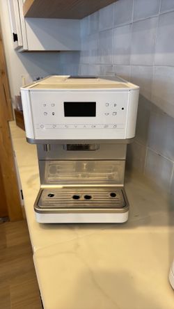 Miele CM 6360  MilkPerfection Lotus white-CM