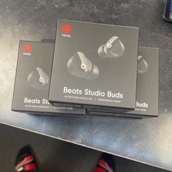 Beats Studio Buds 