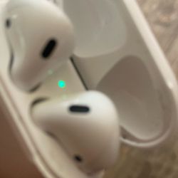 Apple AirPods 
