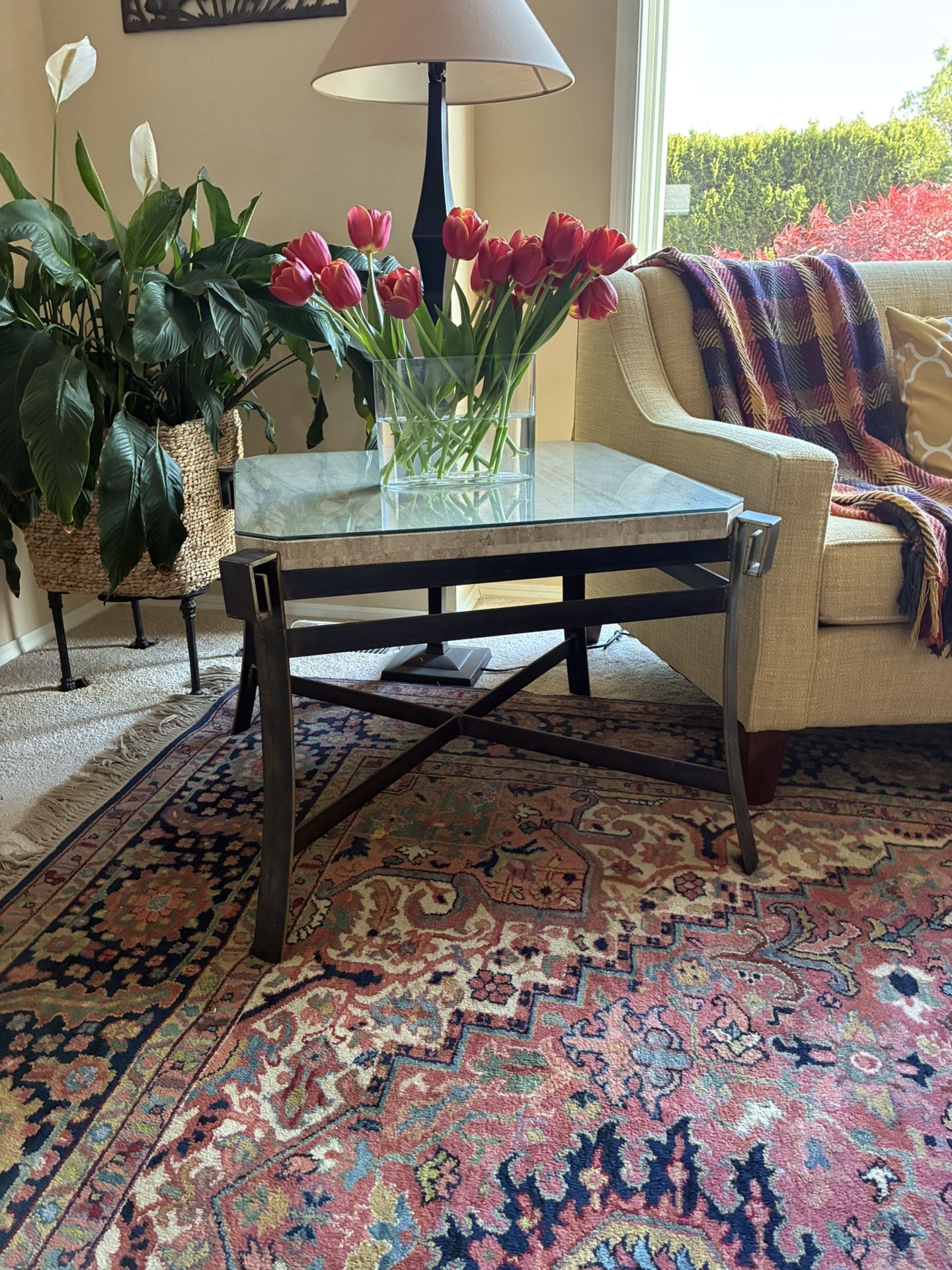 LOVELY CONTEMPORARY SIDE TABLE