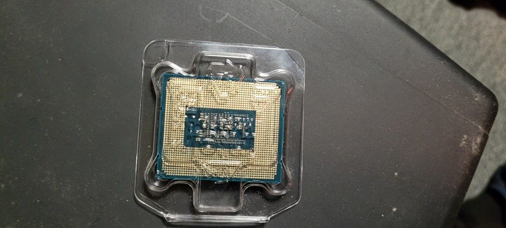 Intel Core i5-12400