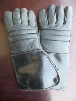 3M cold weather gloves xl (dusty not worn out)