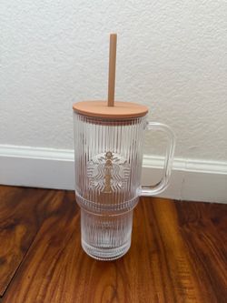 Starbucks 2026 Fall Ribbed Glass Tumbler with Handle Tan Lid & Straw NEW