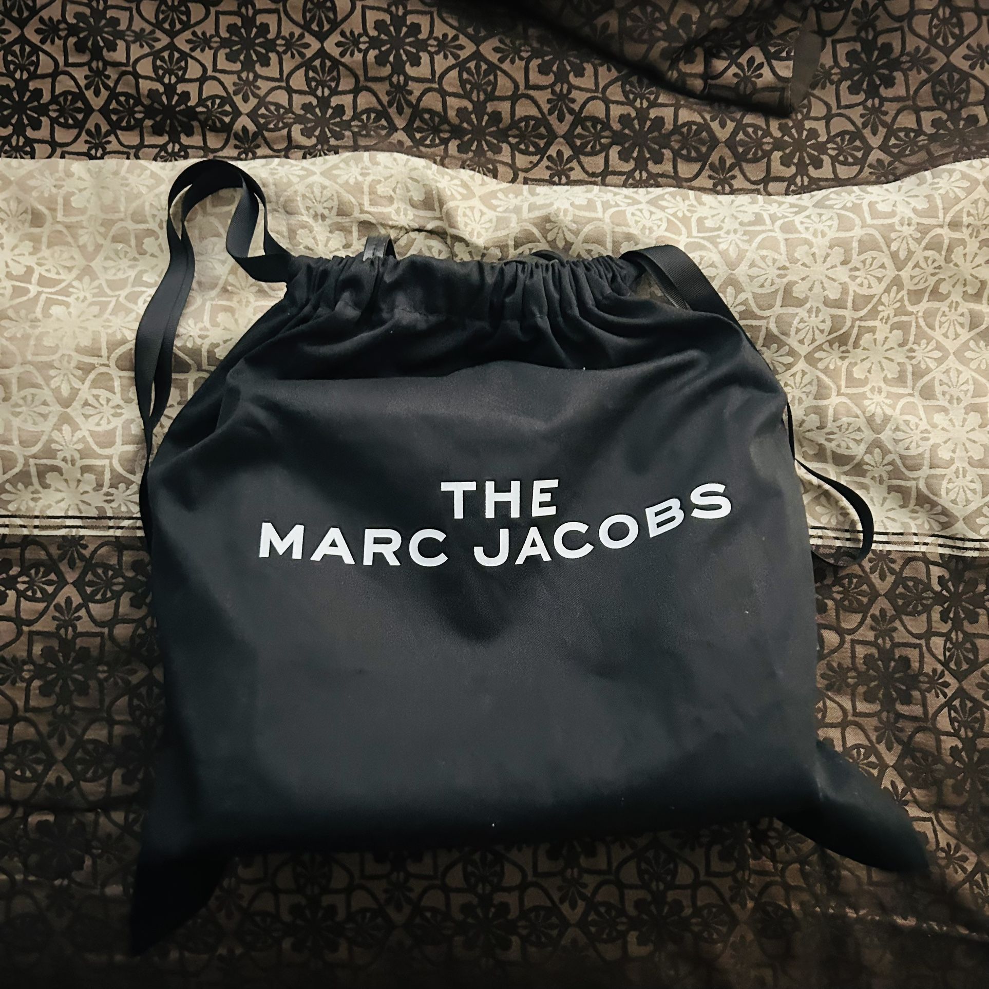 Marc Jacobs Kiss Lock Mini Leather Tote – Black - used