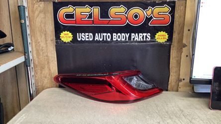 25 26 Toyota Camry LH Tail Light LED OEM.